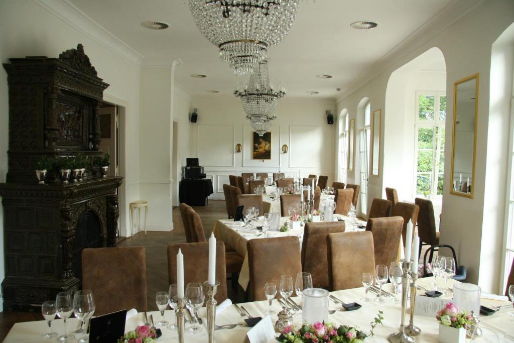 Hotel Hochzeitshaus Aurich Ngoại thất bức ảnh